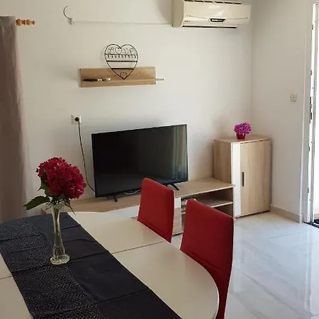 Irena Appartement *